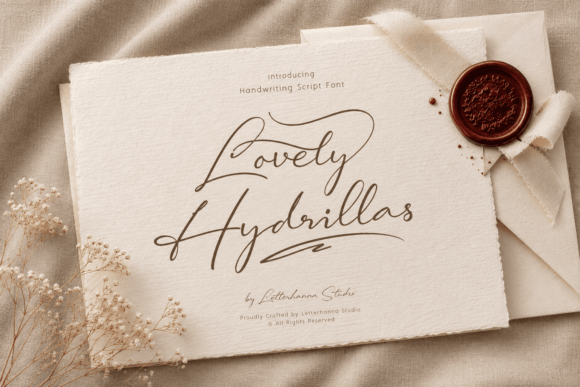 Lovely Hydrillas: A Handwritten Font for Editorial Design