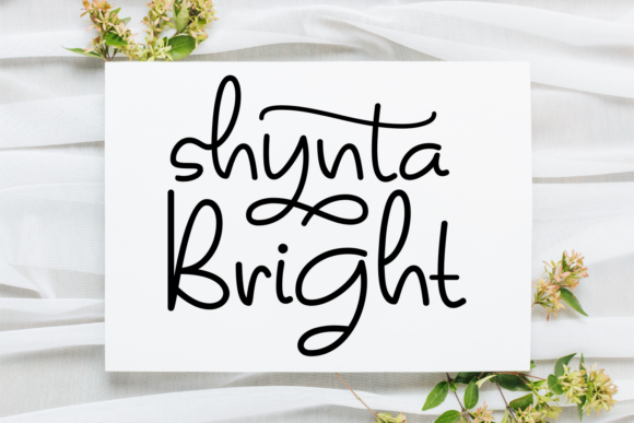 Shynta Bright Review: A Handwritten Font for Campaign Visuals